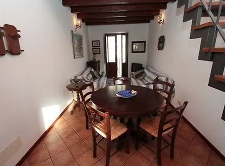 Casa Ifigenia 4*